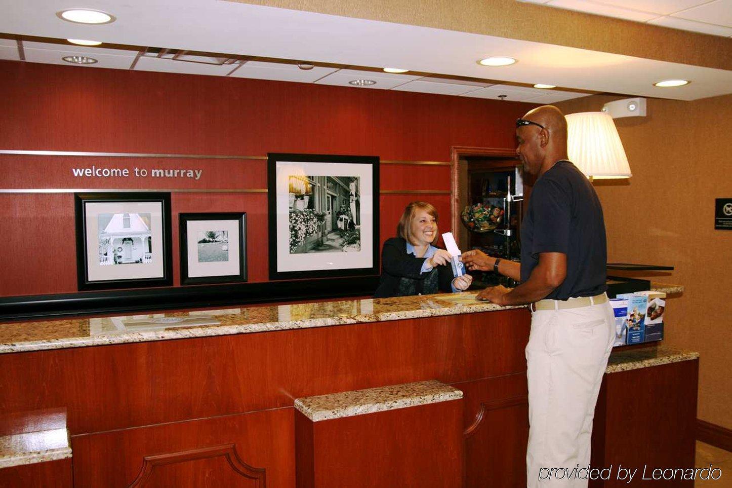 Comfort Inn & Suites Kansas City Downtown Экстерьер фото