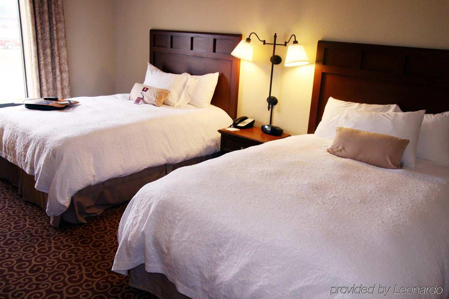 Comfort Inn & Suites Kansas City Downtown Экстерьер фото