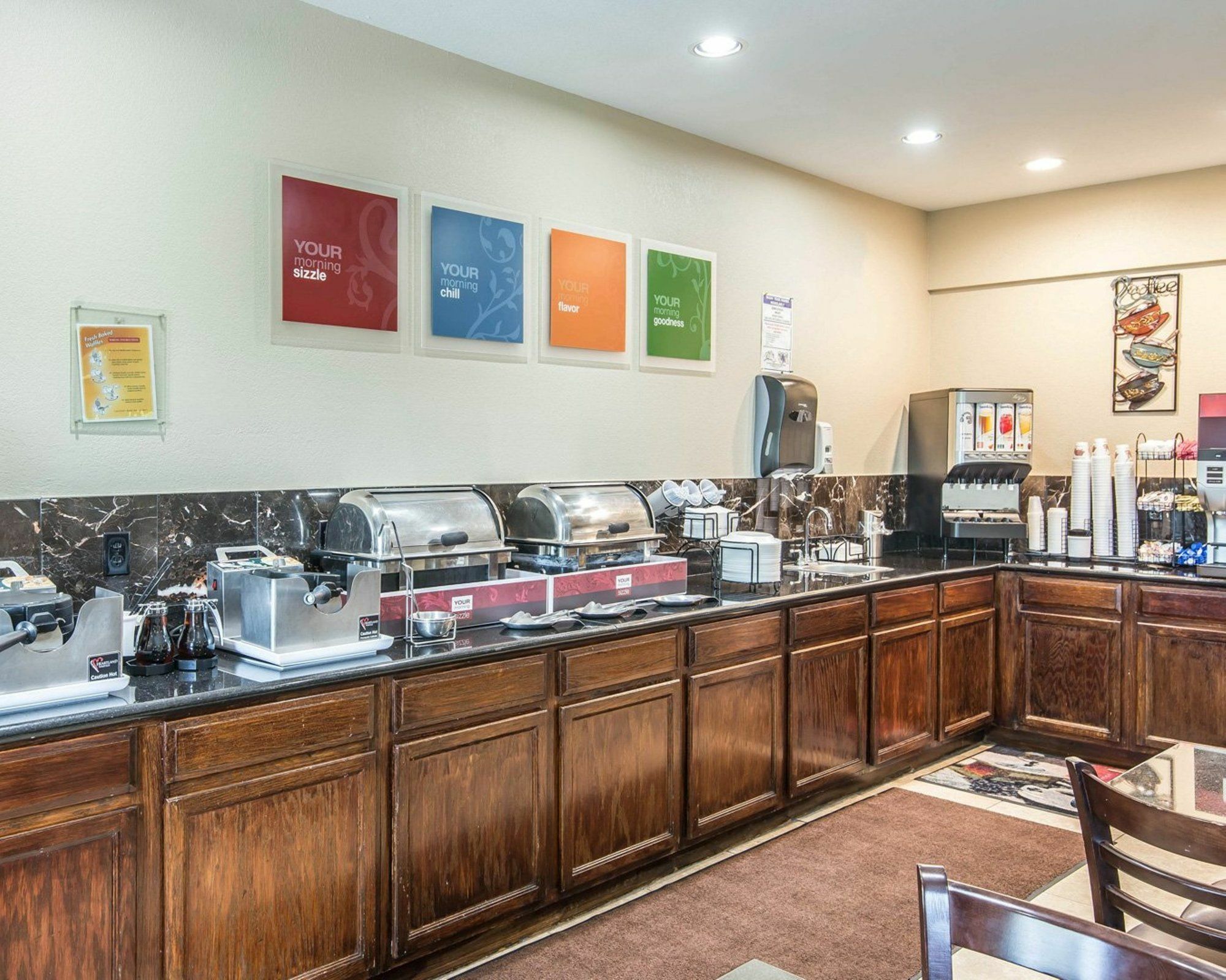 Comfort Inn & Suites Kansas City Downtown Экстерьер фото